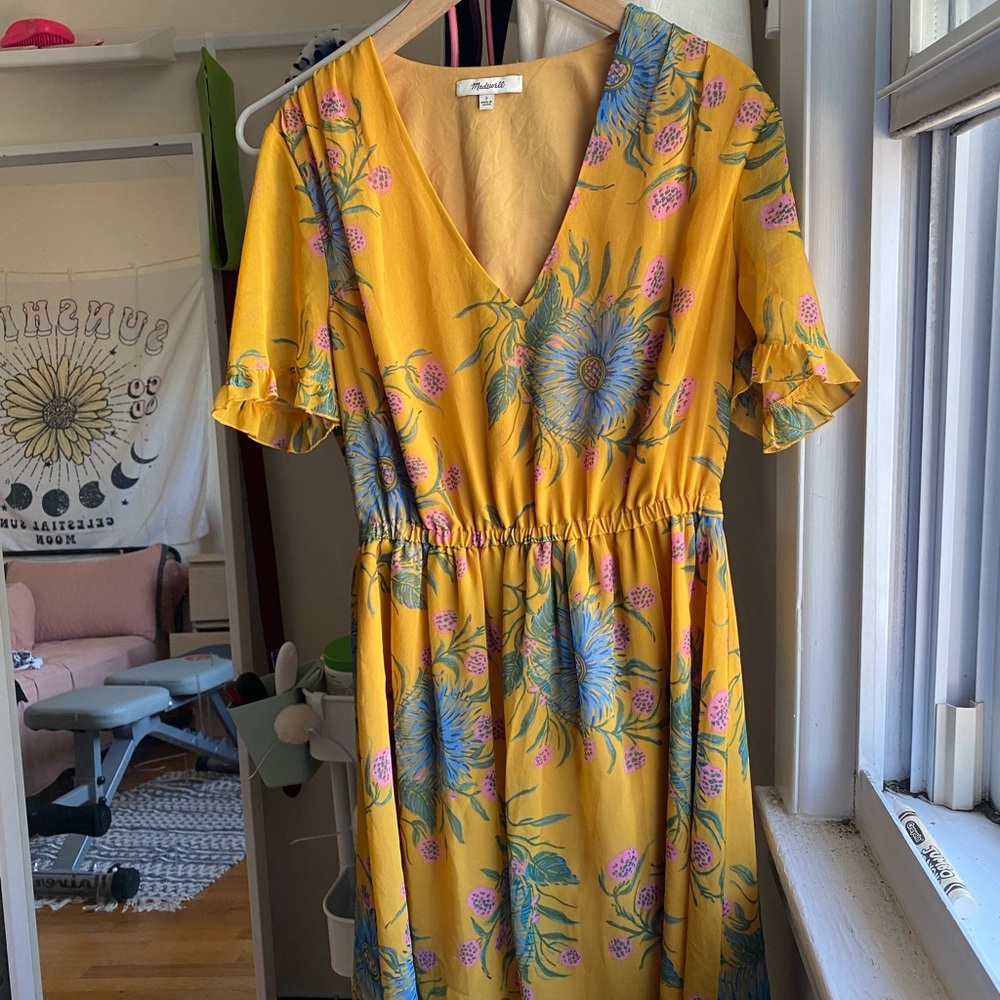 Madewell short sleeve v-neck dress